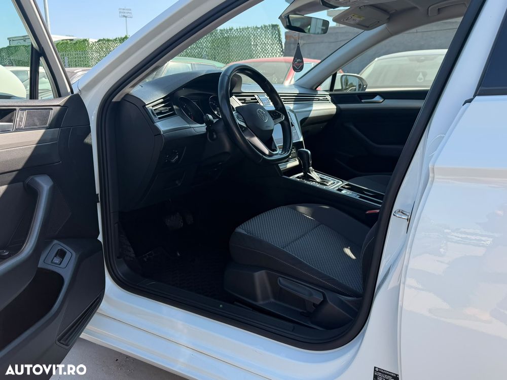 Volkswagen Passat 2.0 TDI DSG Comfortline - 13