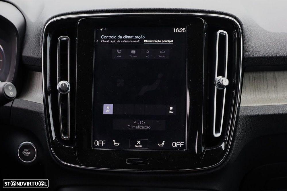 Volvo XC 40 2.0 D3 Inscription AWD Geartronic - 25