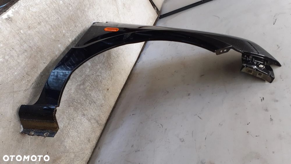 * BŁOTNIK PRAWY PRZÓD PRZEDNI FORD FUSION  D2 CZARNY - 2