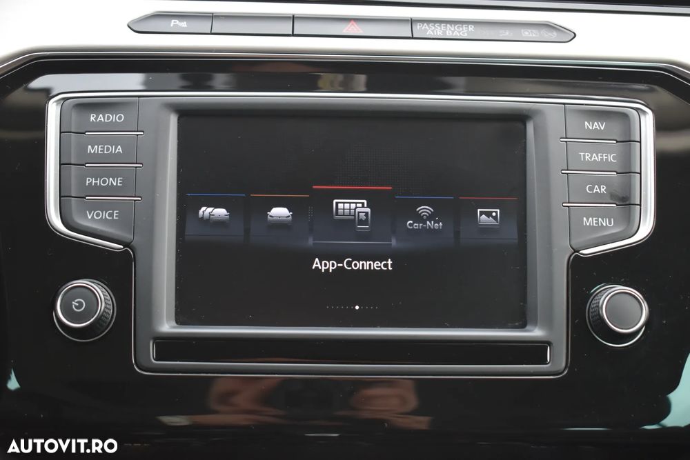 Volkswagen Passat 2.0 TDI DSG (BlueMotion Technology) Highline - 20