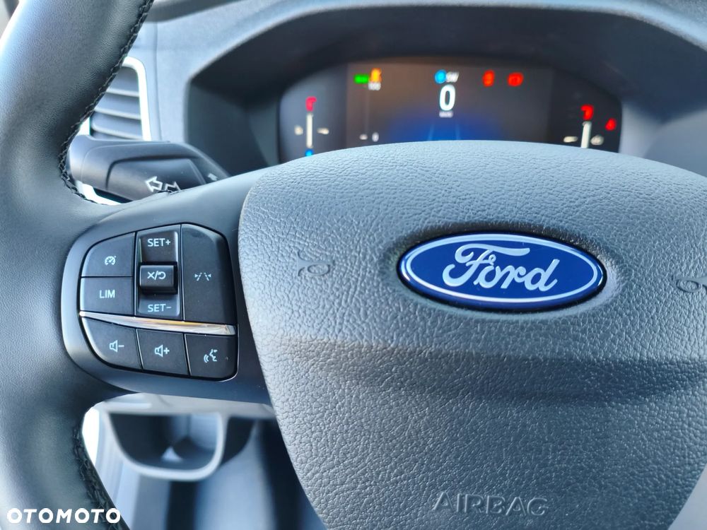 Ford E-Transit - 10