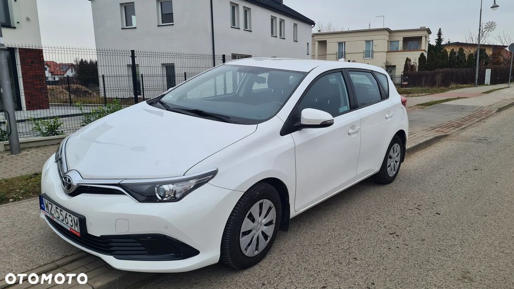 Toyota Auris 1.33 VVT-i Active - 1