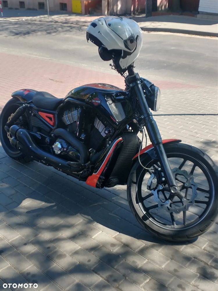 Harley-Davidson V-Rod Muscle - 2