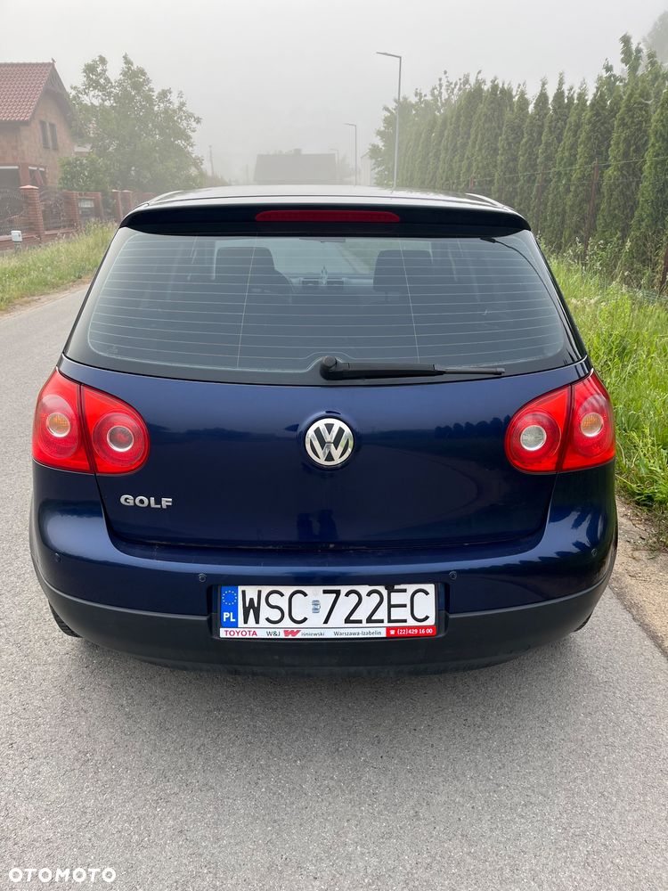 Volkswagen Golf 1.4 FSI Trendline - 4
