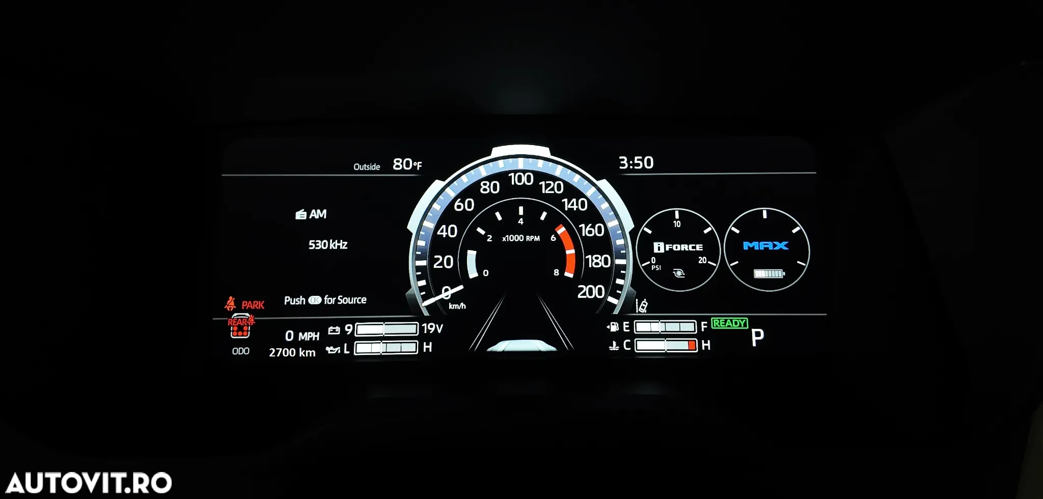 Toyota Sequoia - 28