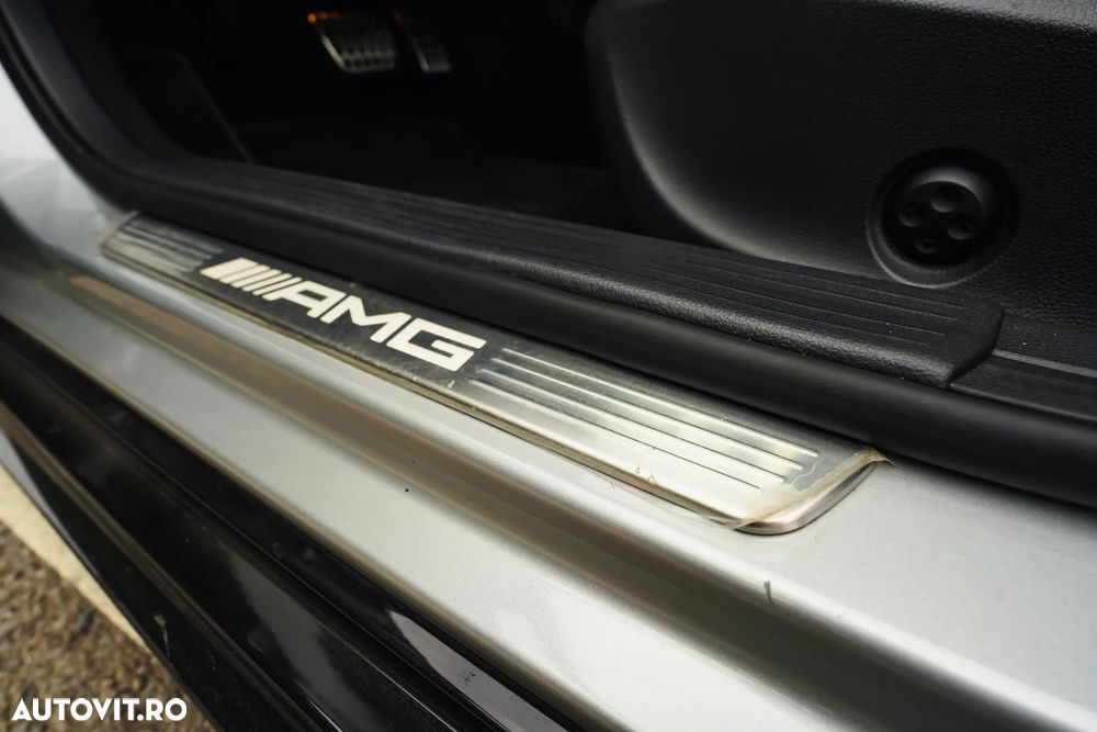 Mercedes-Benz A 45 AMG 4Matic AMG Speedshift 7G-DCT PETRONAS 2015 World Champion Edition - 10