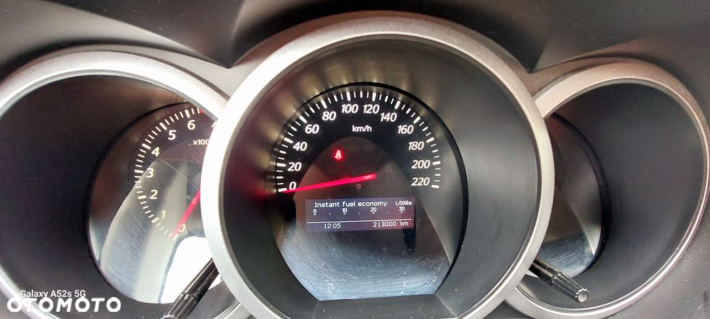 Suzuki Grand Vitara 2.4 De Luxe - 15