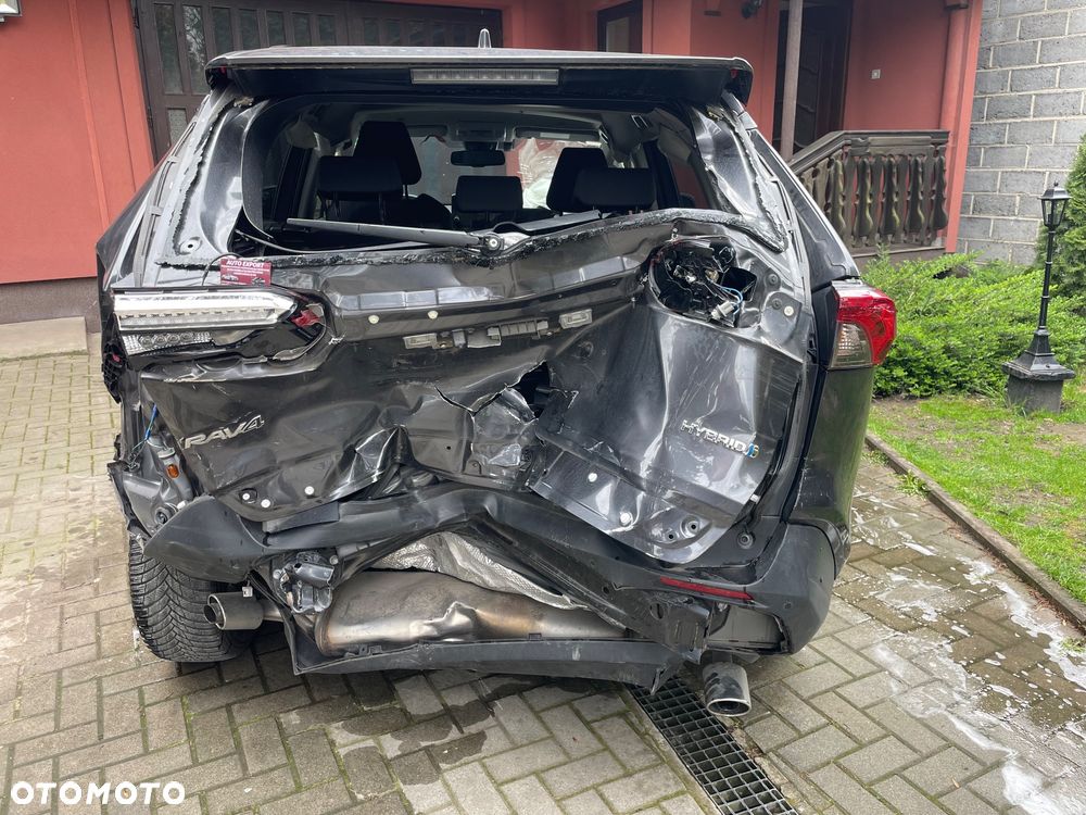 Toyota RAV4 - 4