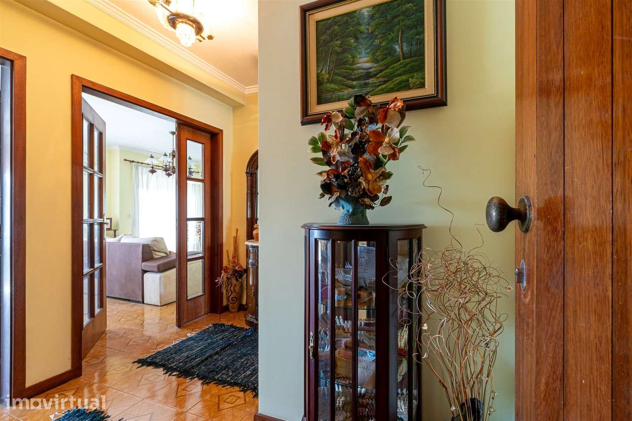 Apartamento T2 Venda em Oliveira de Azeméis, Santiago de Riba-Ul, Ul, - Grande imagem: 5/26