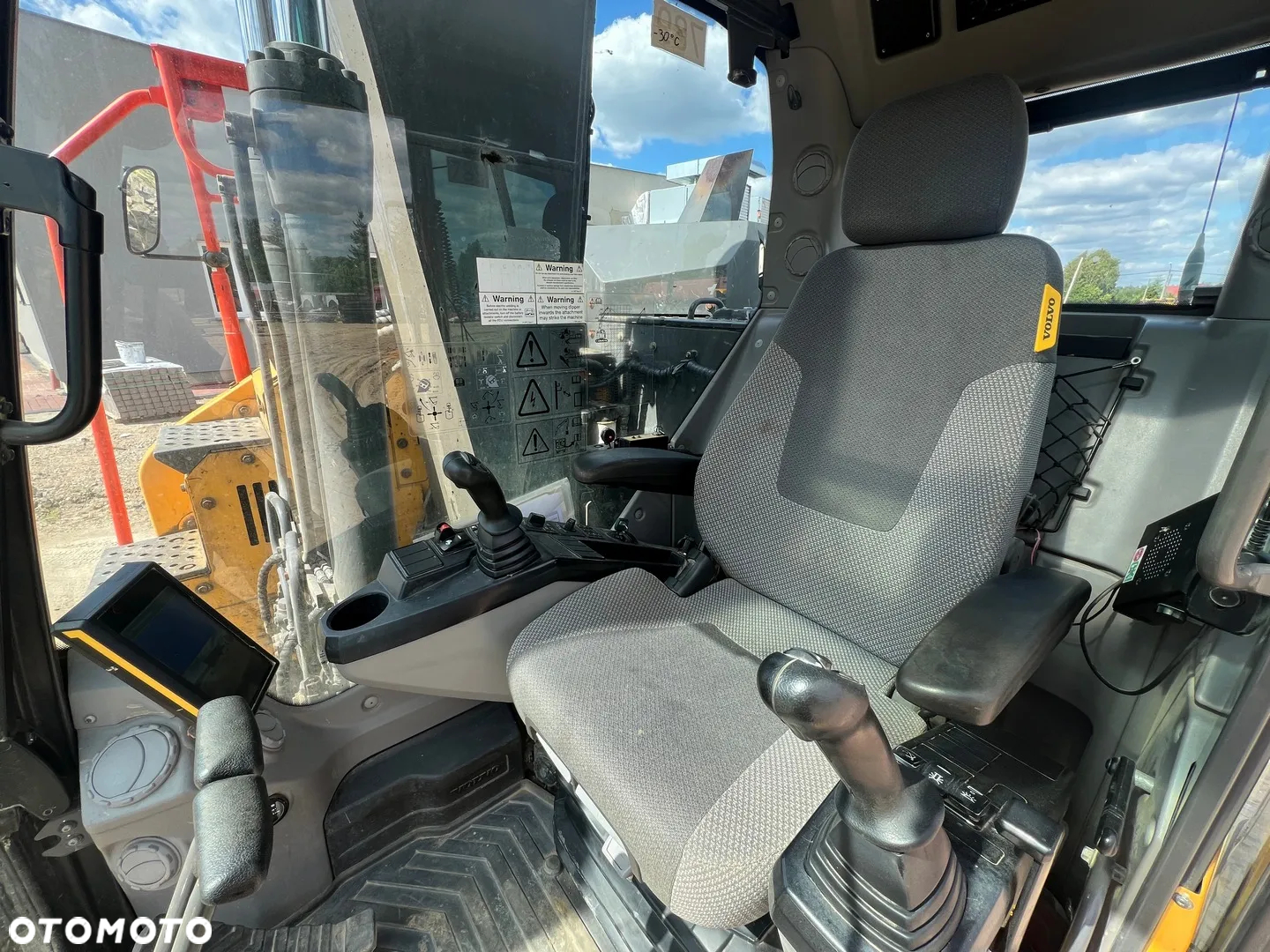 Volvo ECR145EL - 25