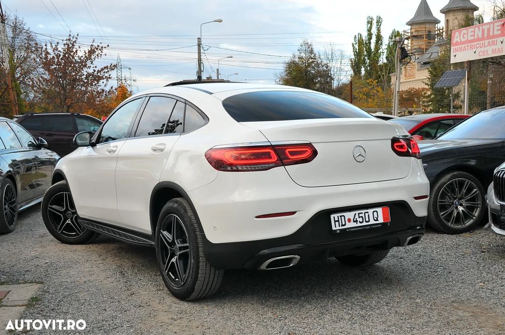 Mercedes-Benz GLC Coupe 300 d 4Matic 9G-TRONIC AMG Line - 4