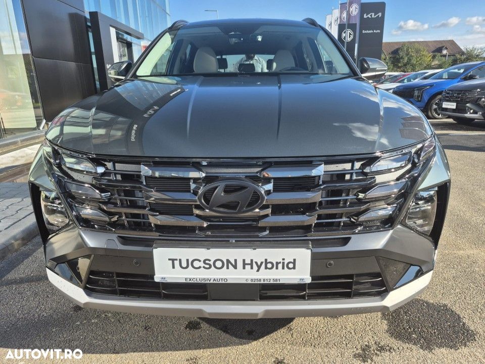 Hyundai Tucson - 2