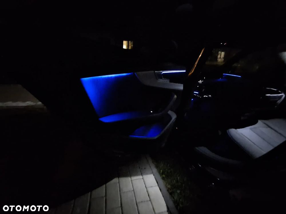 Audi A4 Avant - 28