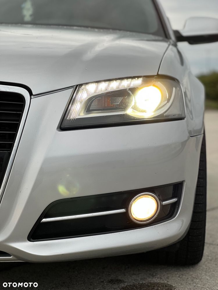 Audi A3 2.0 TDI DPF S line Sportpaket - 17