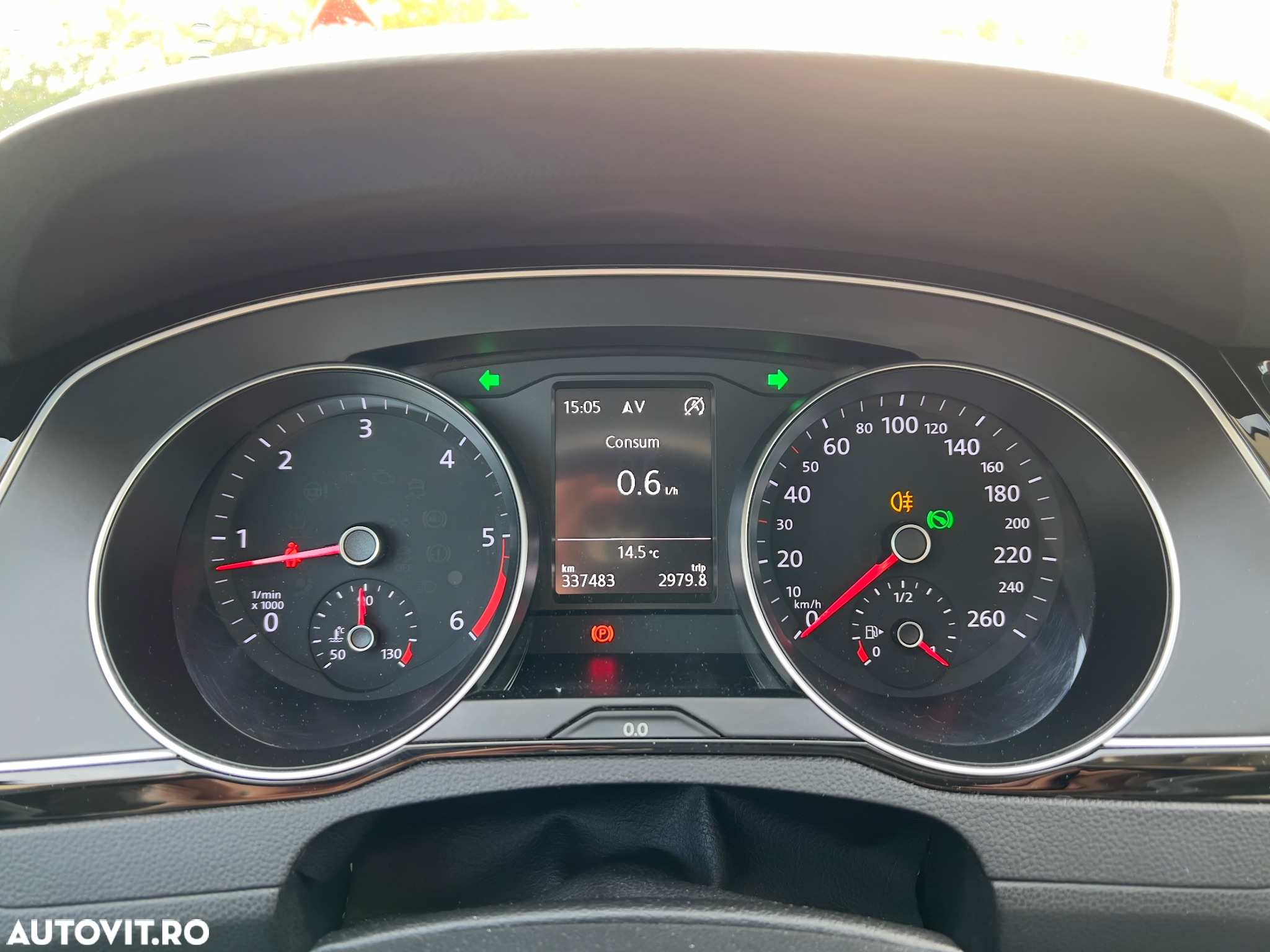 Volkswagen Passat Variant 2.0 TDI DSG (BlueMotion Technology) Comfortline - 13
