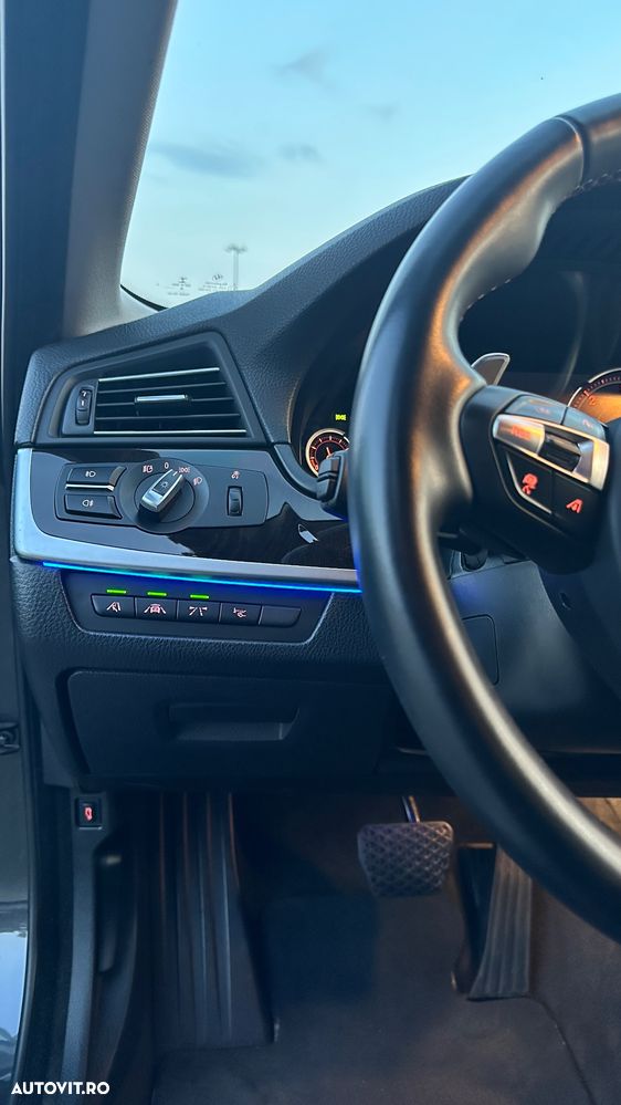 BMW Seria 5 525d xDrive - 9
