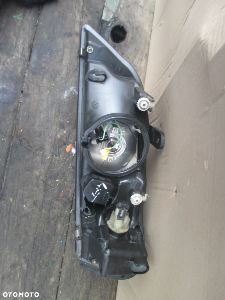 Lampa prawa SPACE STAR LIFT HELLA EUROPA - 3