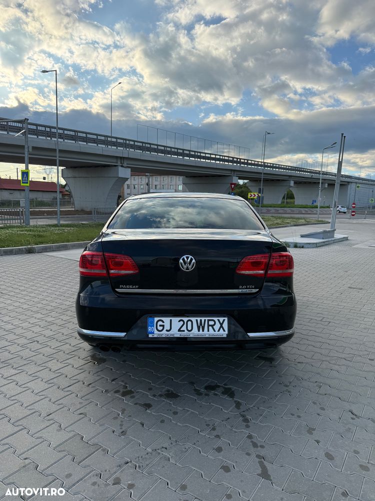Volkswagen Passat 2.0 Blue TDI SCR Exclusive - 6