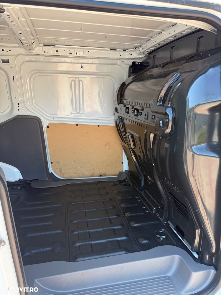 Ford Connect - 9