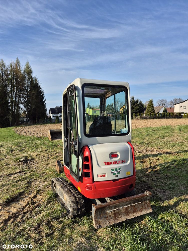 Takeuchi TB216 - 3