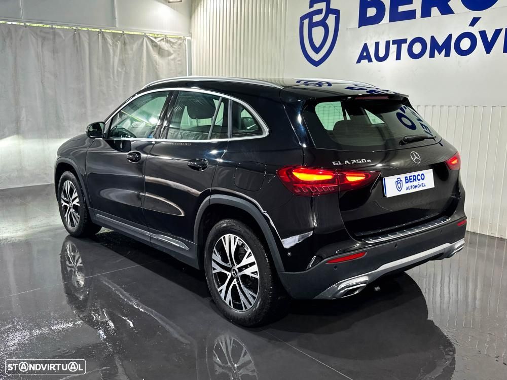 Mercedes-Benz GLA 250 e 8G-DCT Progressive - 7