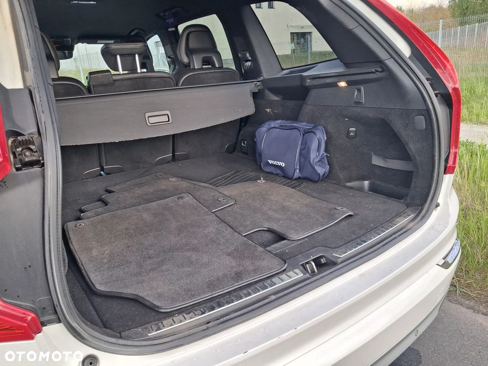 Volvo XC 90 T6 AWD Inscription - 25