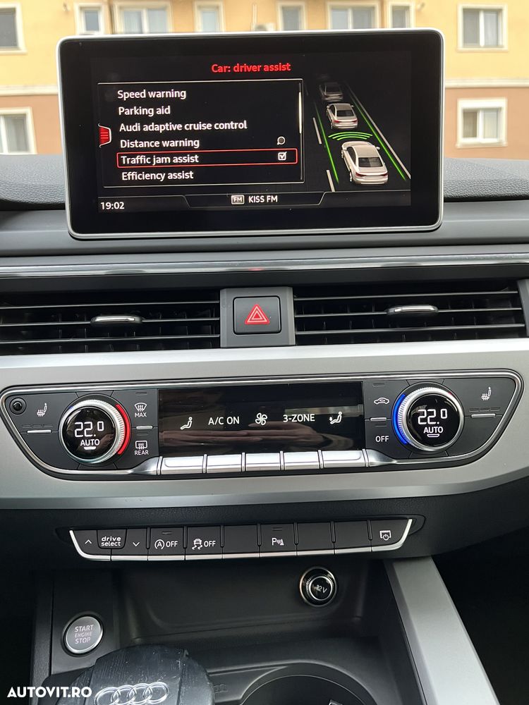 Audi A4 2.0 TDI quattro S tronic - 31