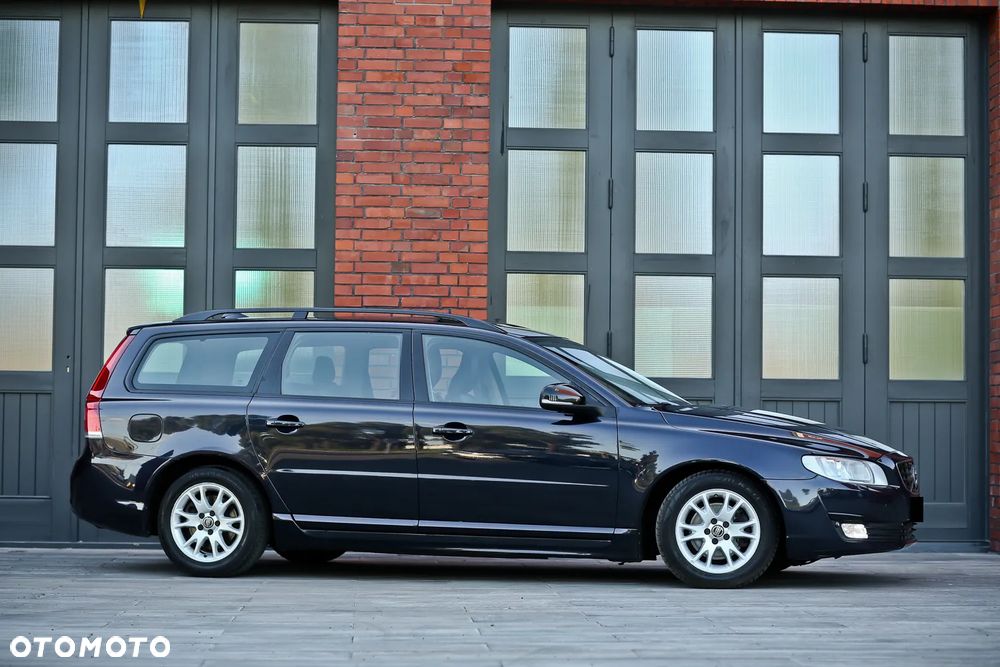 Volvo V70 D4 Geartronic Linje Svart - 3
