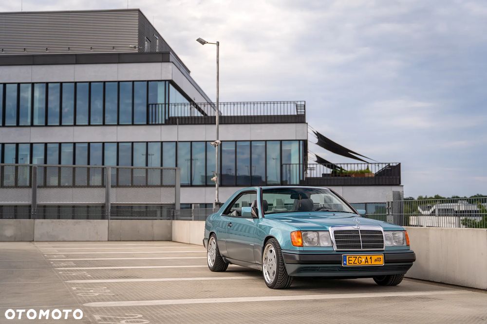 Mercedes-Benz W124 (1984-1993) - 10