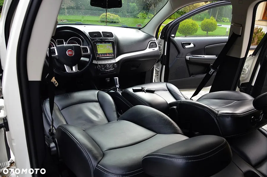 Fiat Freemont 2.0 Multijet 16V DPF Automatik Allrad Black Code - 28