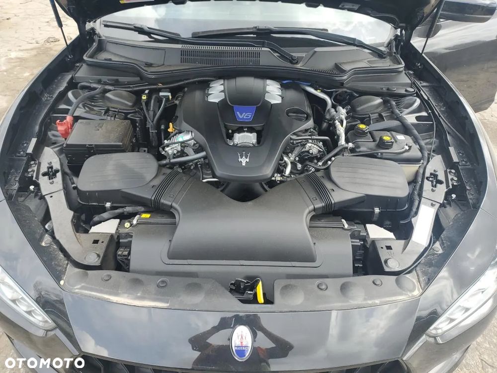 Maserati Ghibli - 11