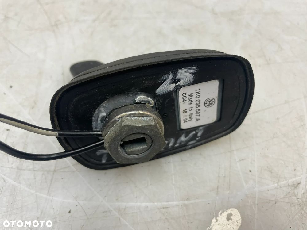 ANTENA DACHOWA VW TOURAN I GOLF V 1K0035507A - 2