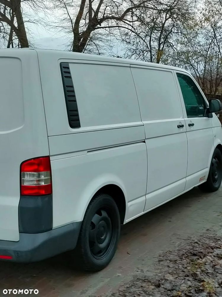 Volkswagen Transporter - 22
