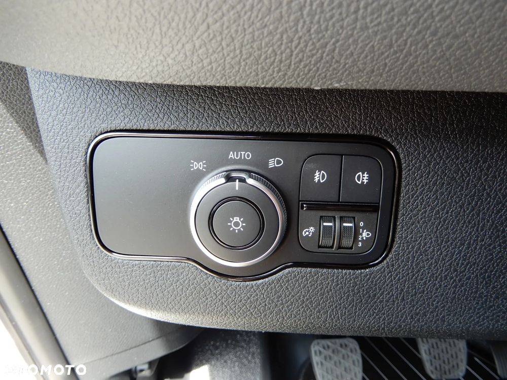 Mercedes-Benz SPRINTER 319 CDI 3.0 V6 190 KM Winda Załadowcza BÄR 600 Kg Udźwig Furgon Blaszak Maxi 4325 mm 1095 Kg Ładowności Wzmacniany Stan Jak Nowy UNIKAT MEGA OKAZJA POLECAM - 38
