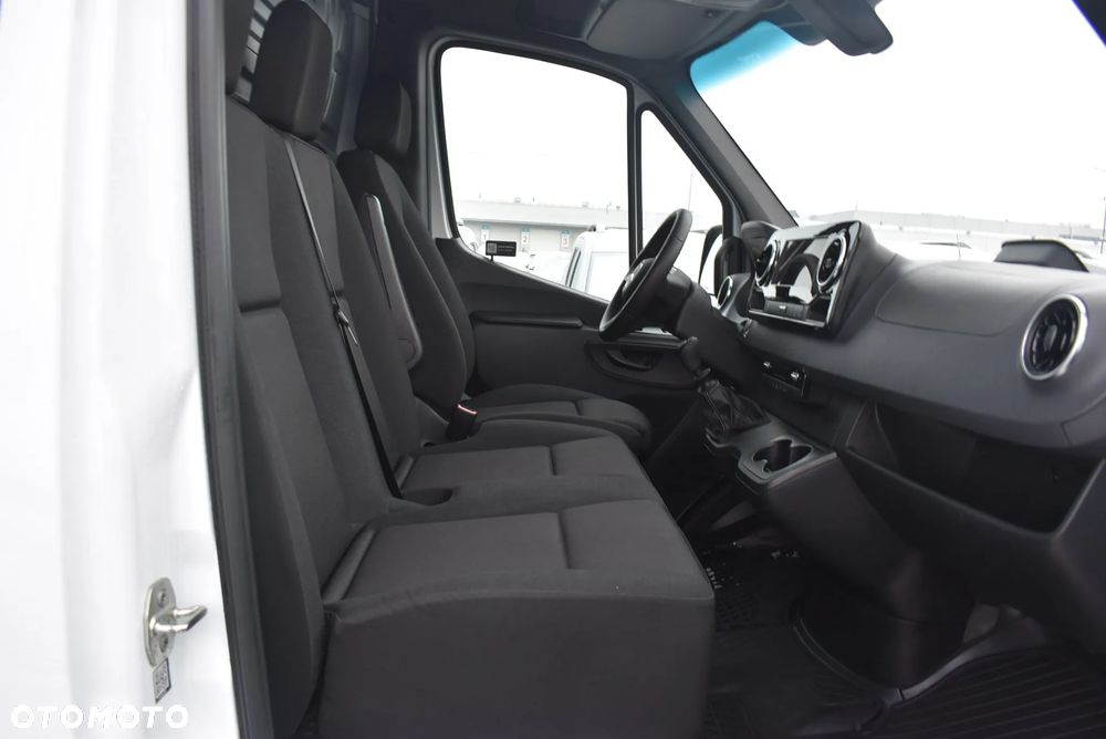 Mercedes-Benz 317 CDI LONG PRO 907.635 - 15