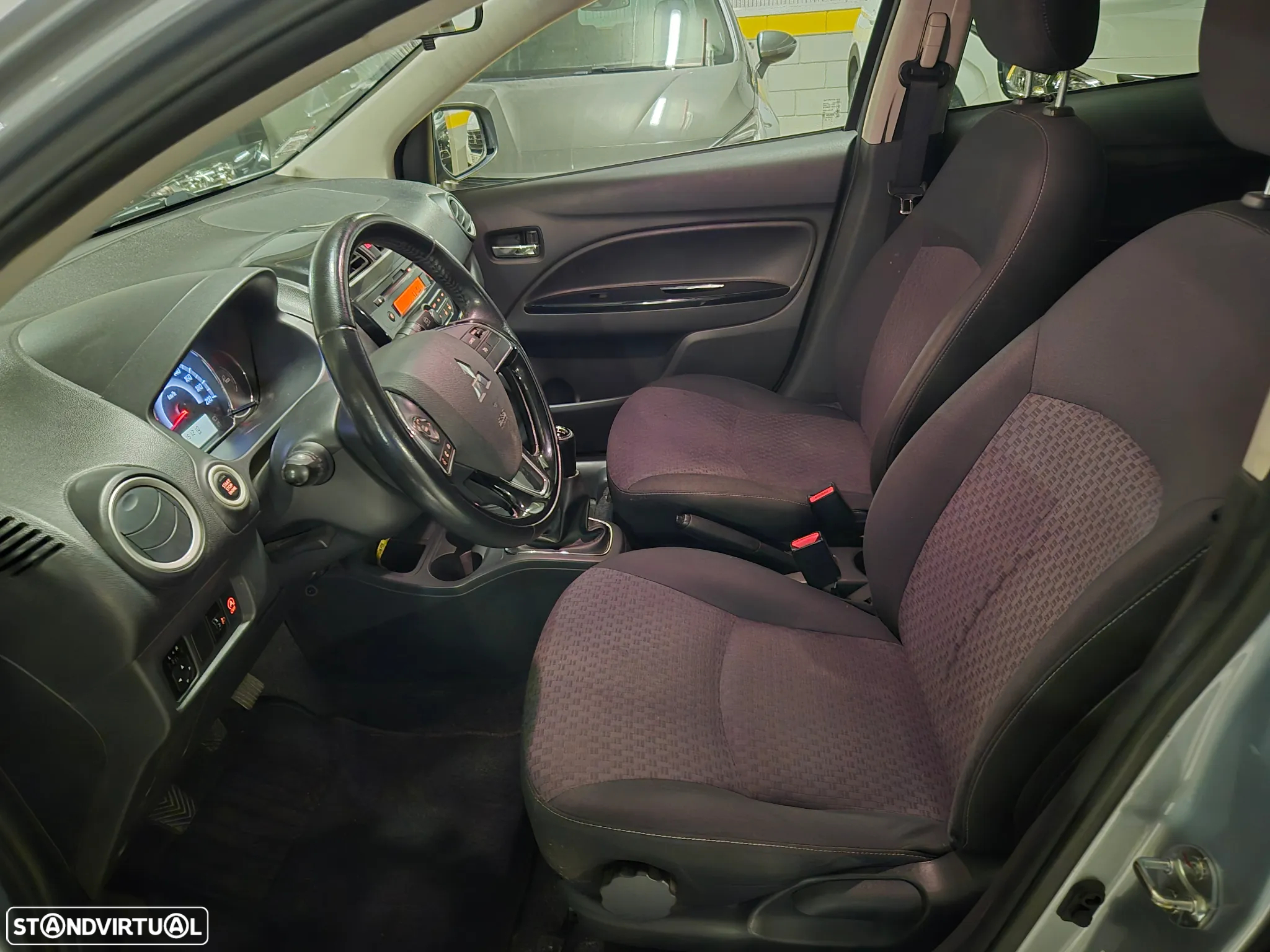 Mitsubishi Space Star 1.2 Intense - 14