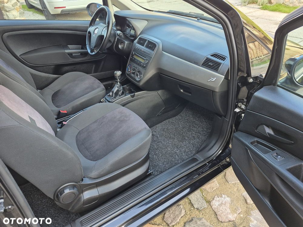 Fiat Punto - 14