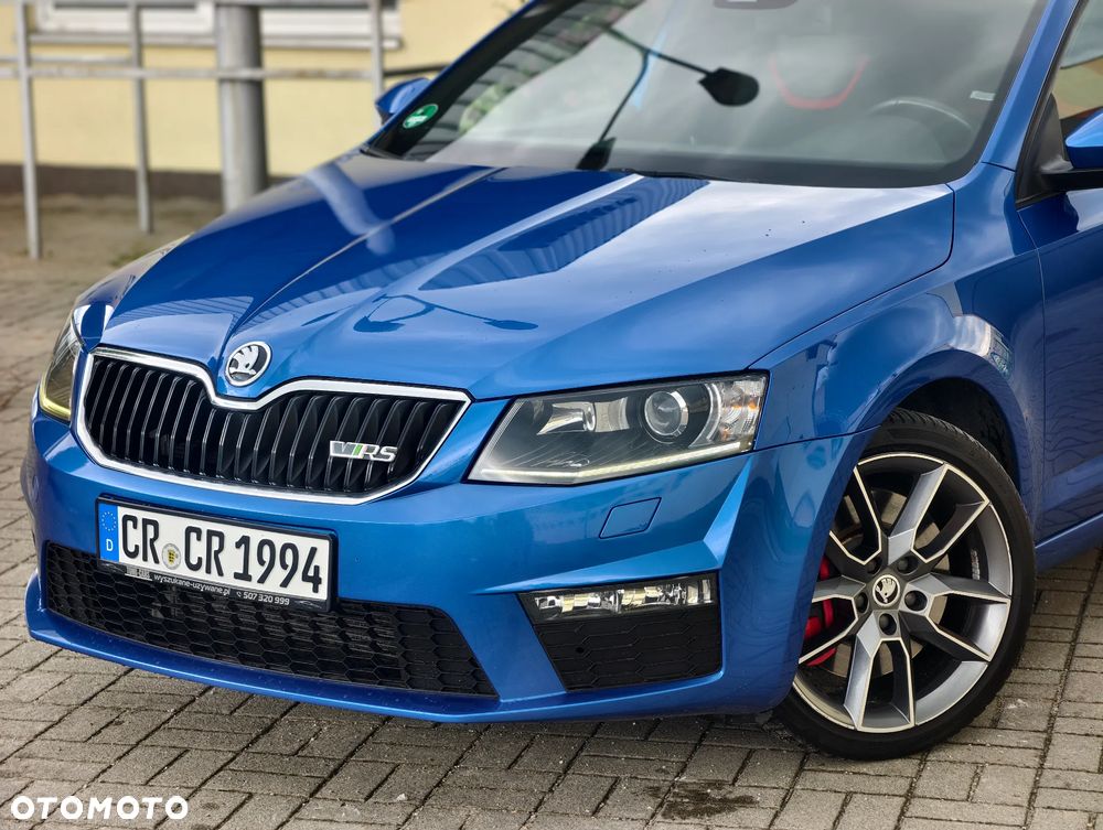 Skoda Octavia 2.0 TDI DSG RS - 27