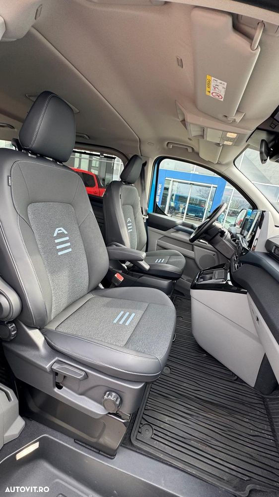 Ford Tourneo Custom Bus 320 2.0 EcoBlue 170 CP L2H1 Active Aut. - 14