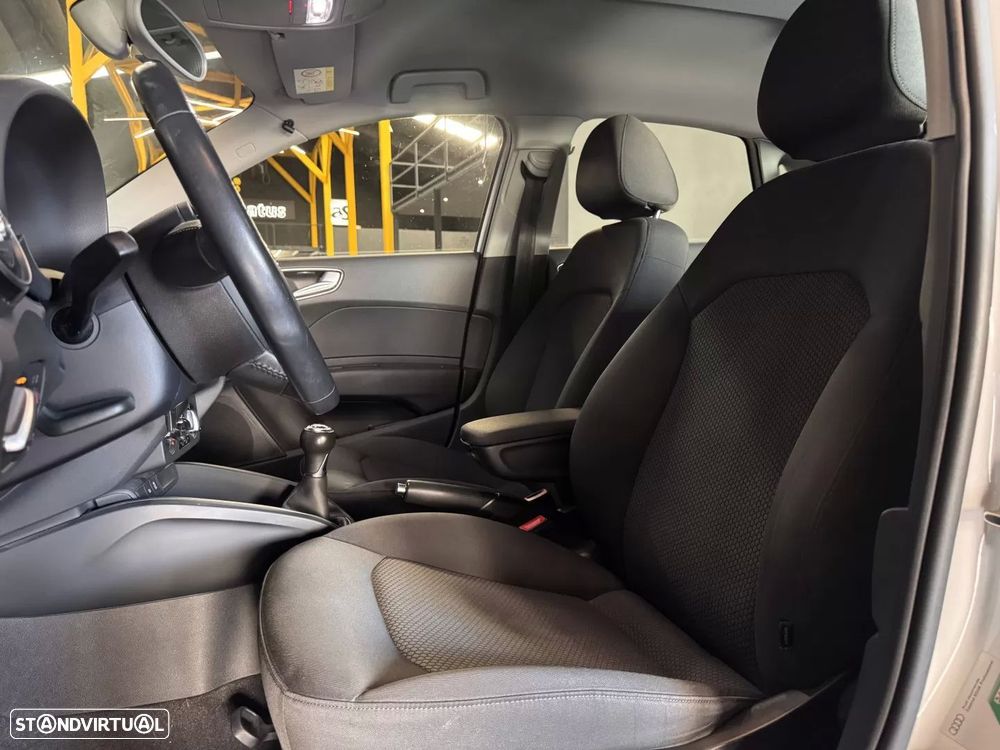 Audi A1 Sportback 1.4 TDI S-line - 27