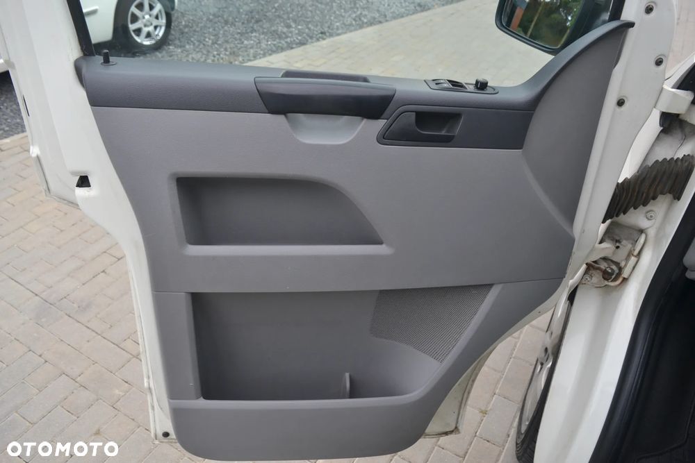 Volkswagen Transporter - 7