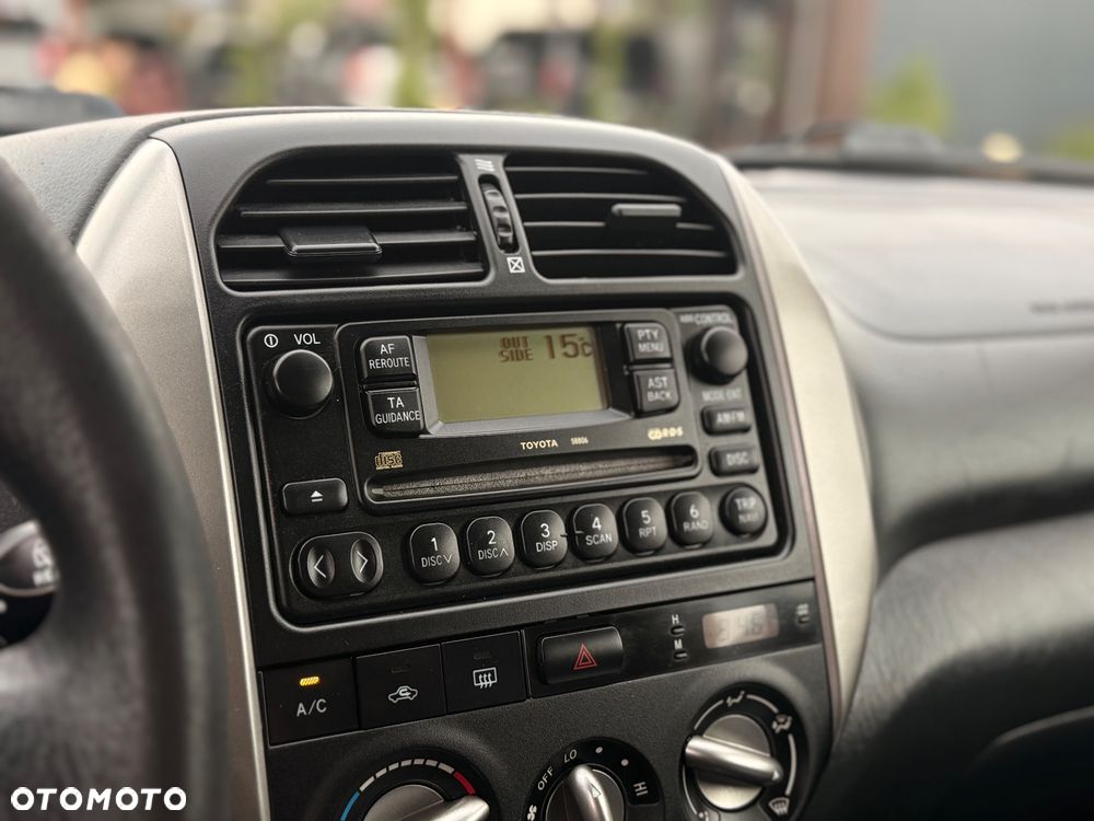 Toyota RAV4 - 17