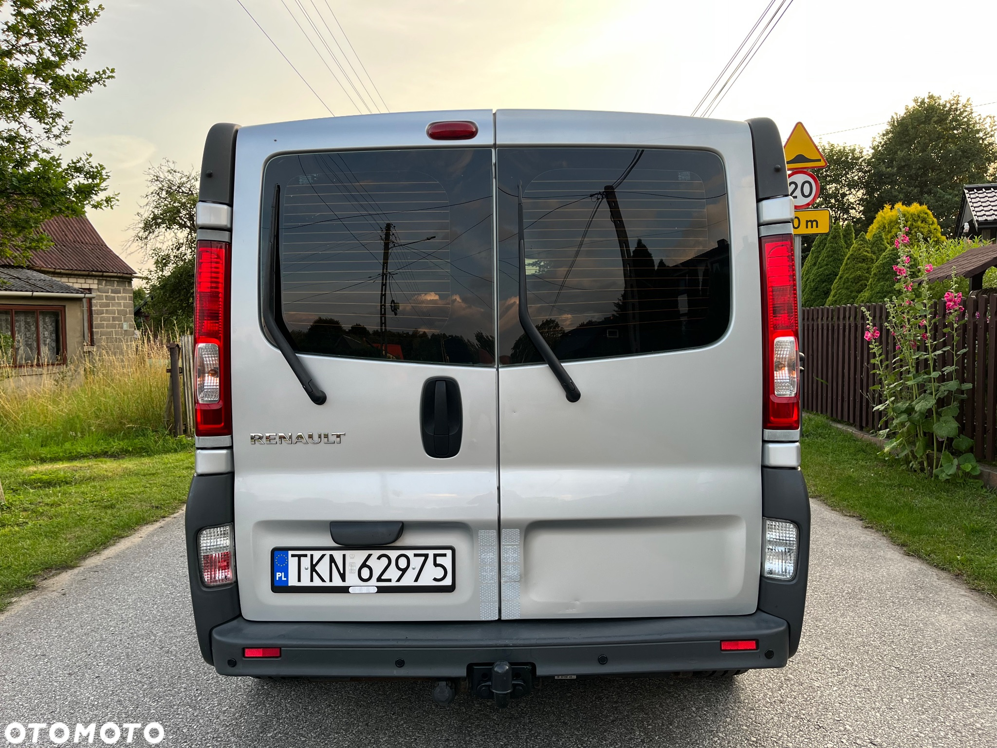 Renault TRAFIC - 11