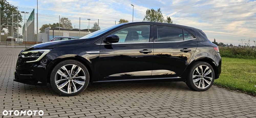 Renault Megane 1.5 Blue dCi Intens EDC - 4