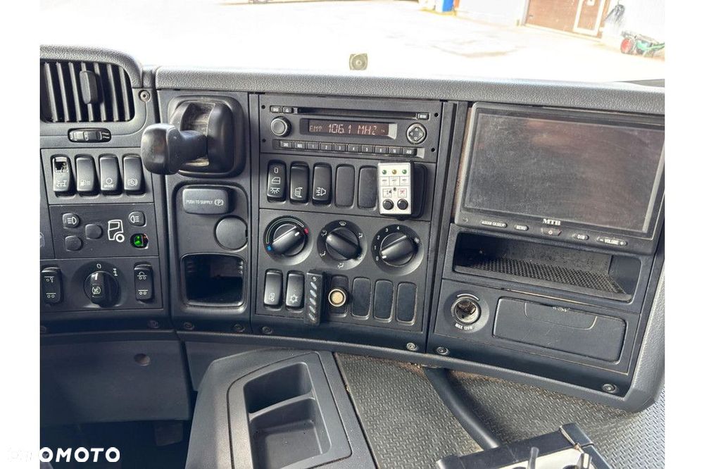 Scania P320 6x2*4 EURO5 + NTM BODY - 18