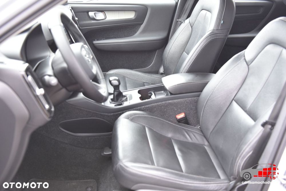Volvo XC 40 - 17