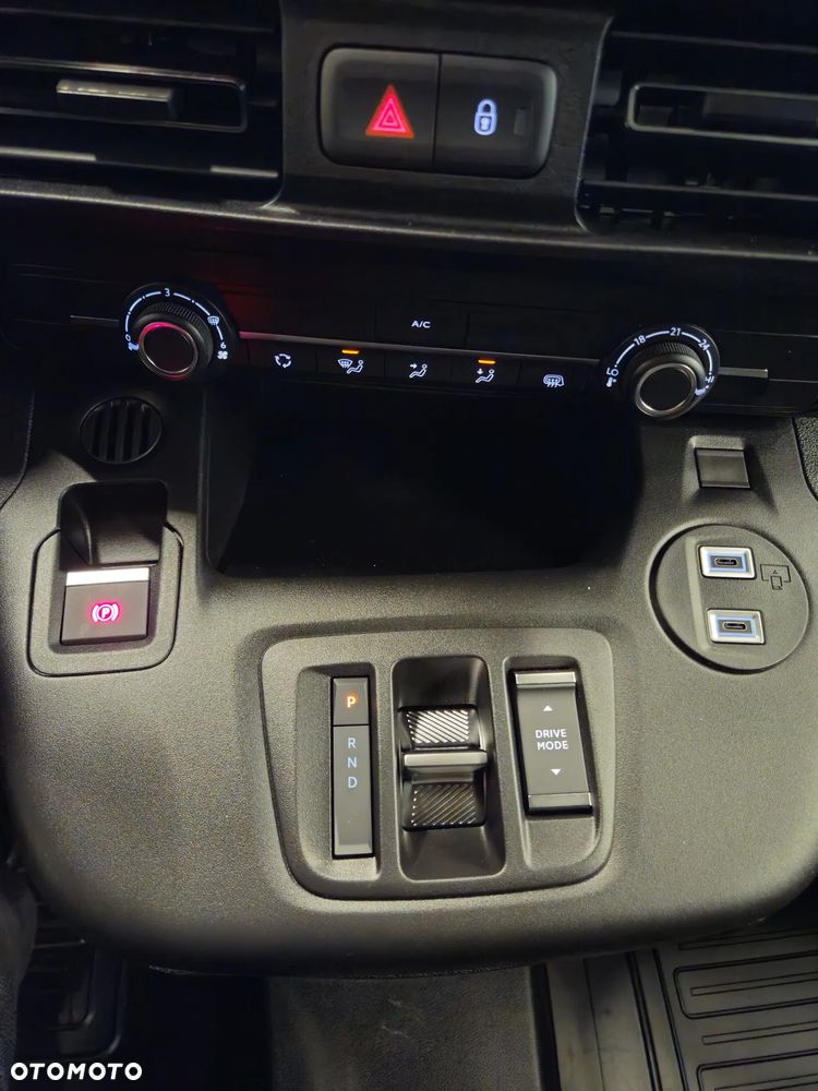 Toyota Proace City - 16