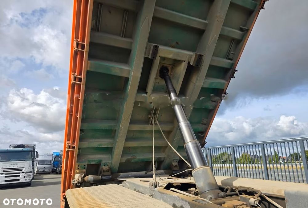 Iveco Trakker AD 360 – Trójstronny Wywrotka Meiller – 6x4 –  Euro 5 - 279.067 km - 9