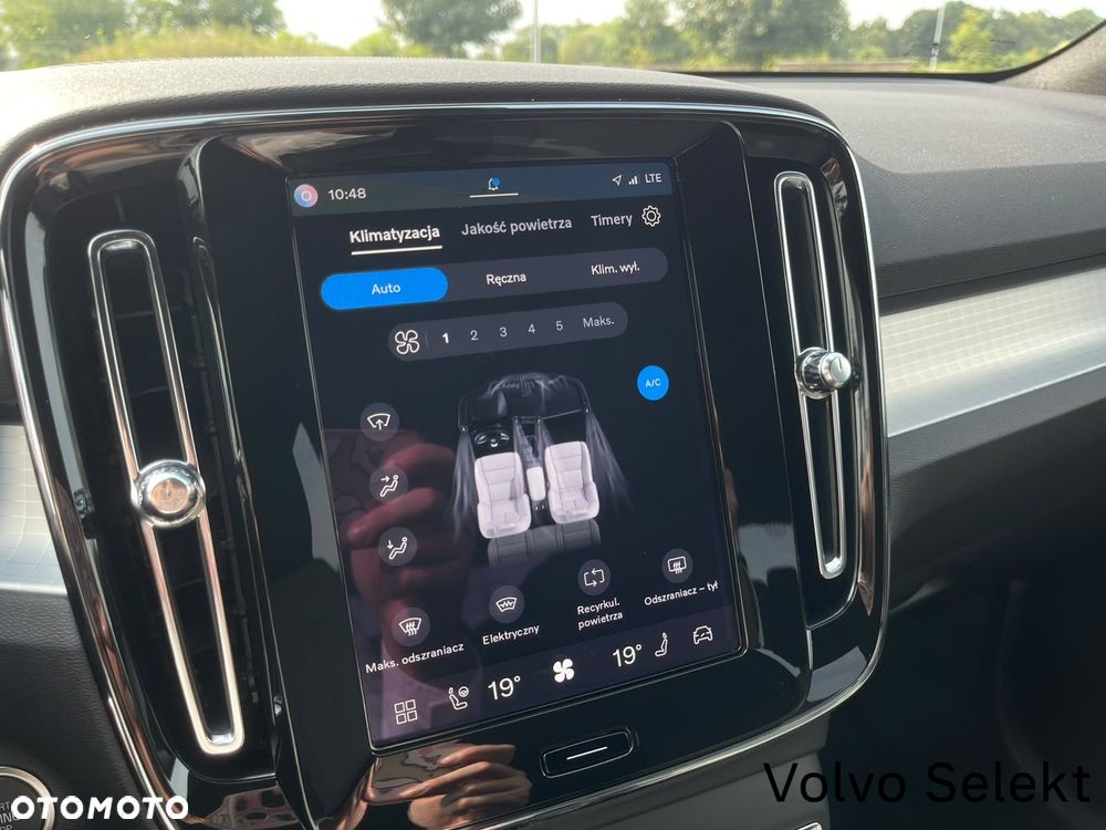 Volvo XC 40 B3 Plus Dark - 18