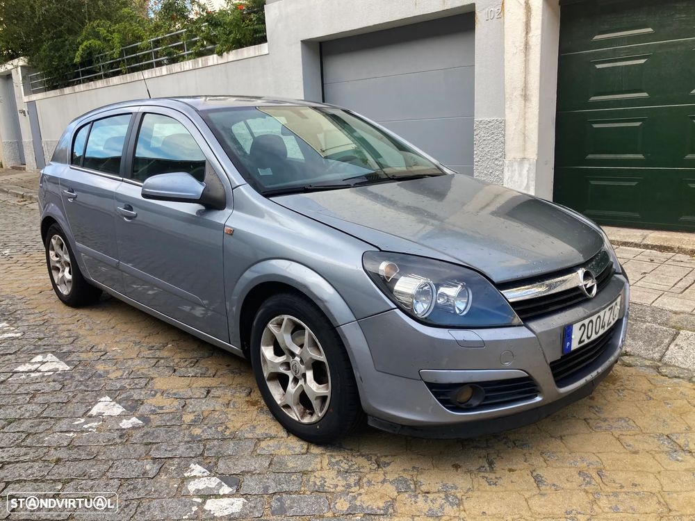 Opel Astra 1.7 CDTi Cosmo M5 - 1
